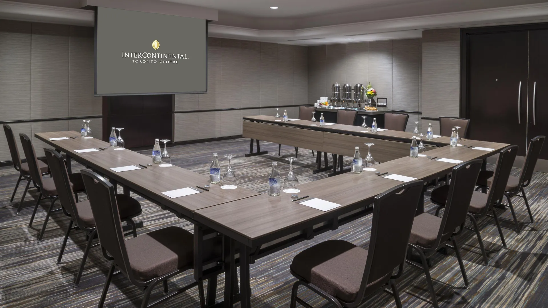 فندق إنتركونتيننتال تورونتو سنتر