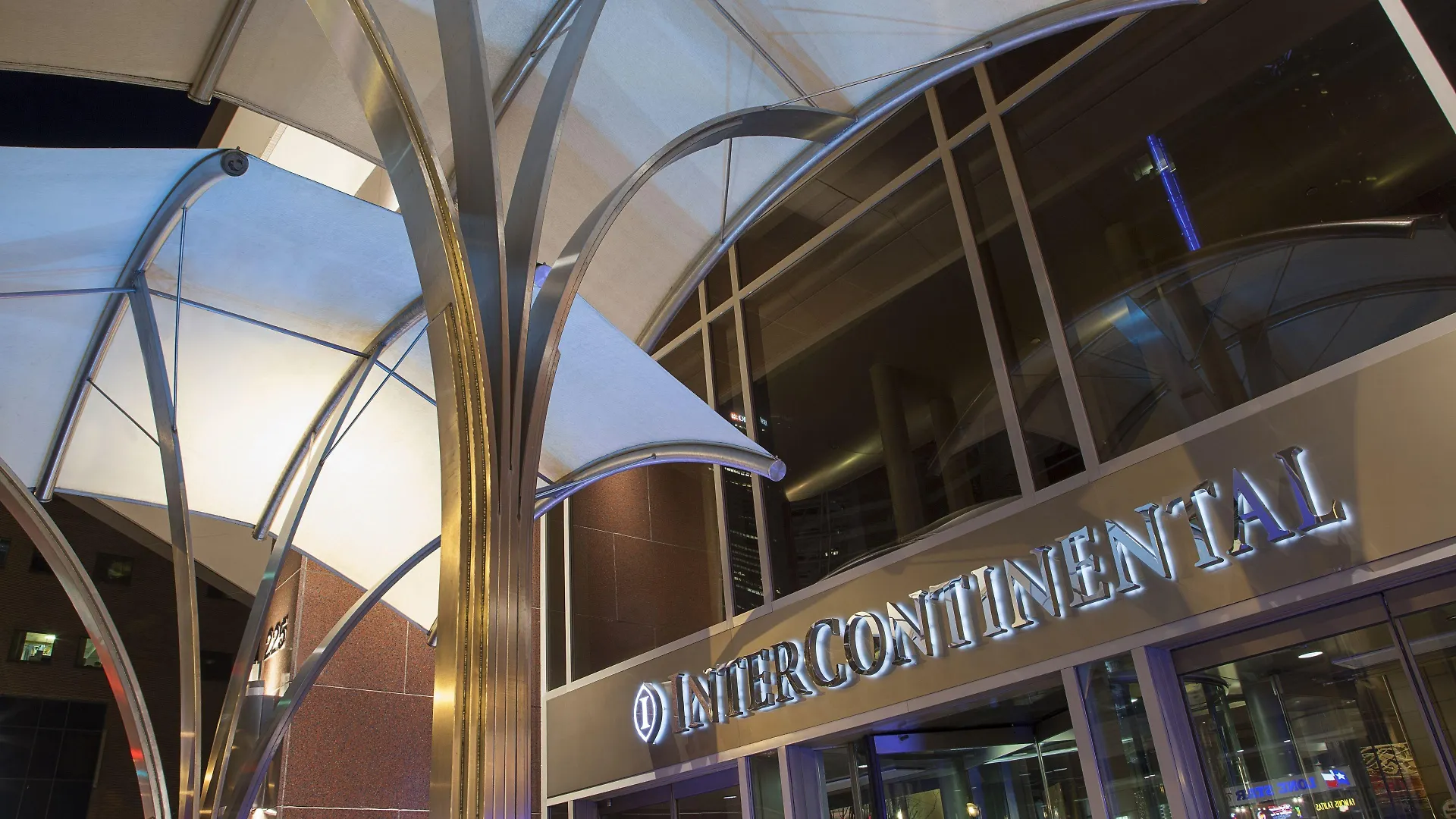 Intercontinental Toronto Centre By Ihg Otel 4*,  Kanada